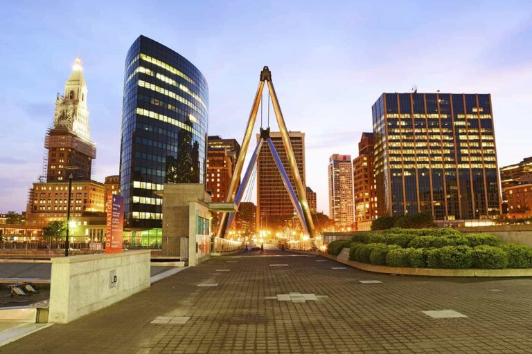 Best Accredited Online Colleges in Connecticut